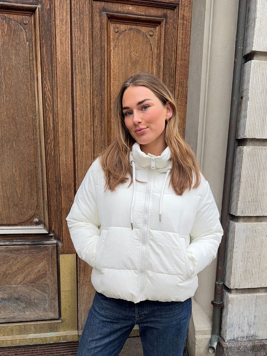 Aijo Puffer Jacket White