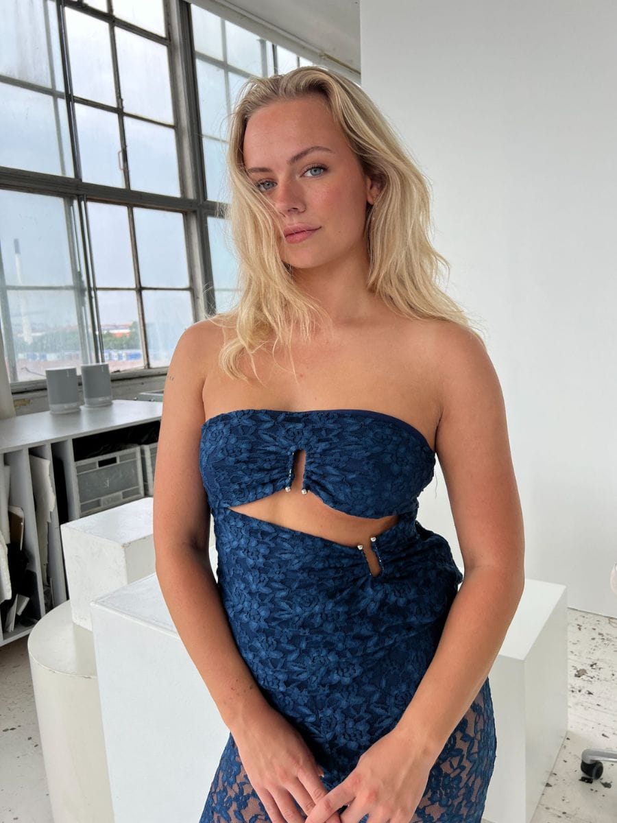 Alma Lace Top Dark Blue