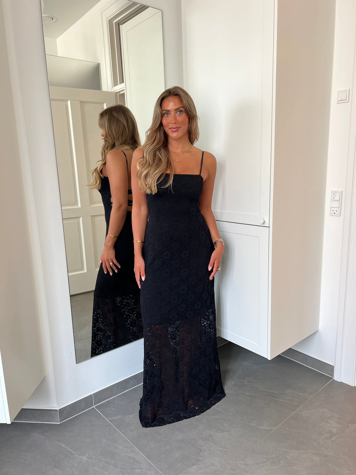 Oura Lace Dress Black