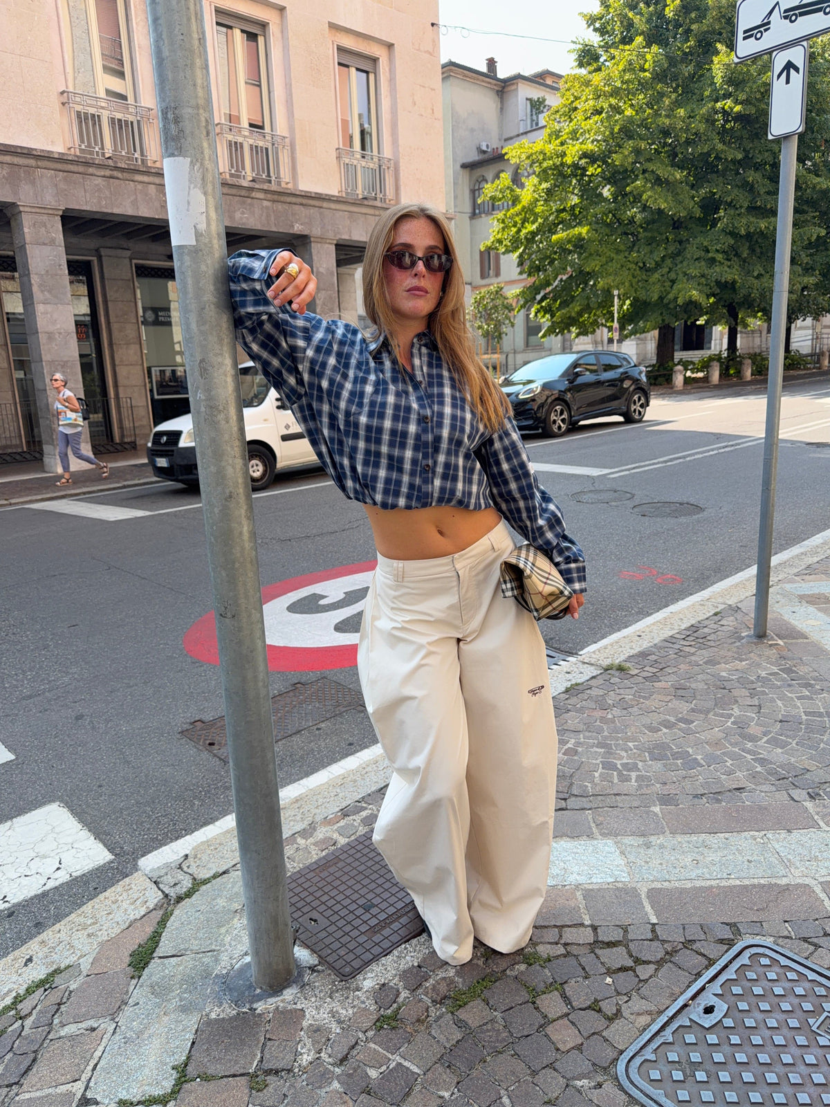 Paola Pleats Pants Cream