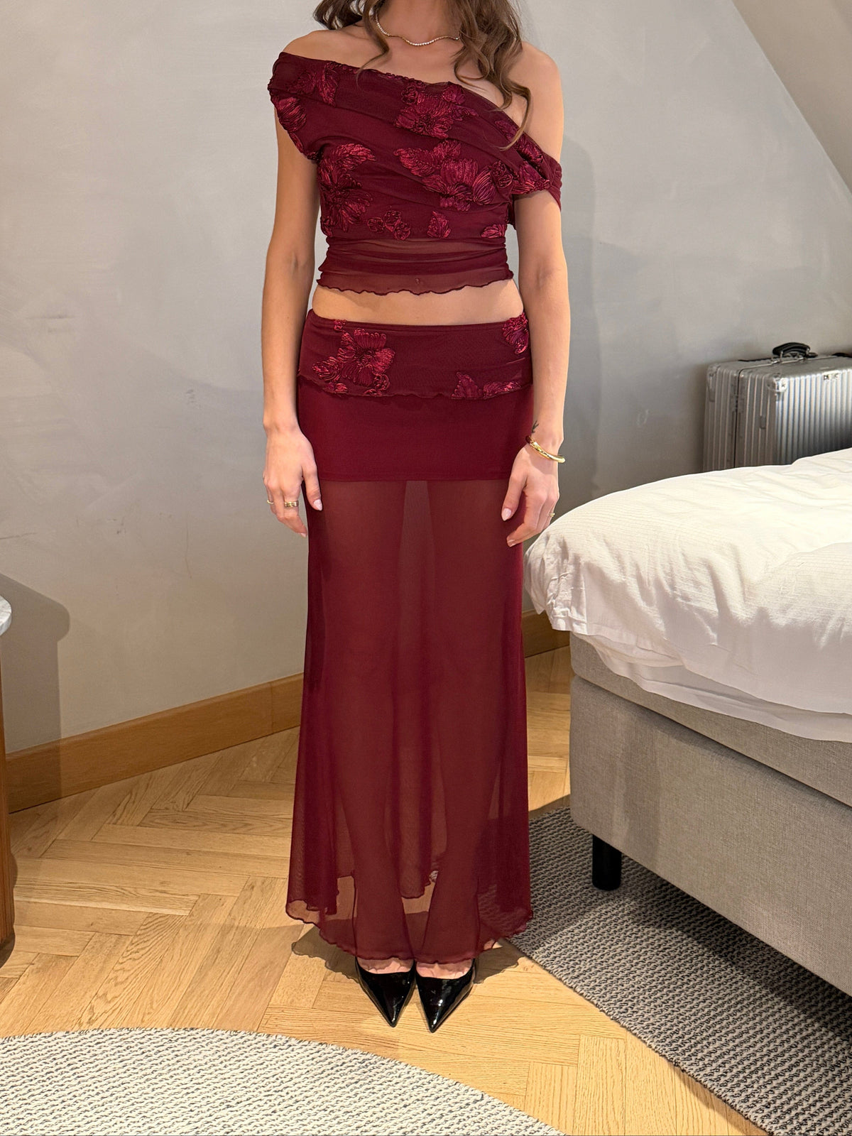 Kivo Mesh Skirt Dark Red