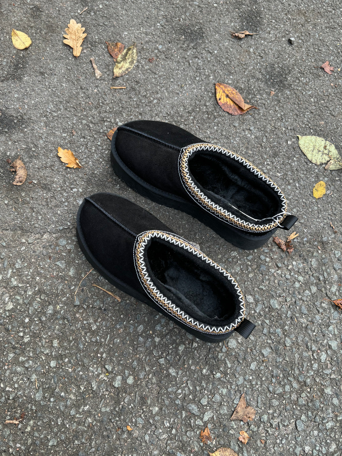 Tora Platform Teddy Shoe Black