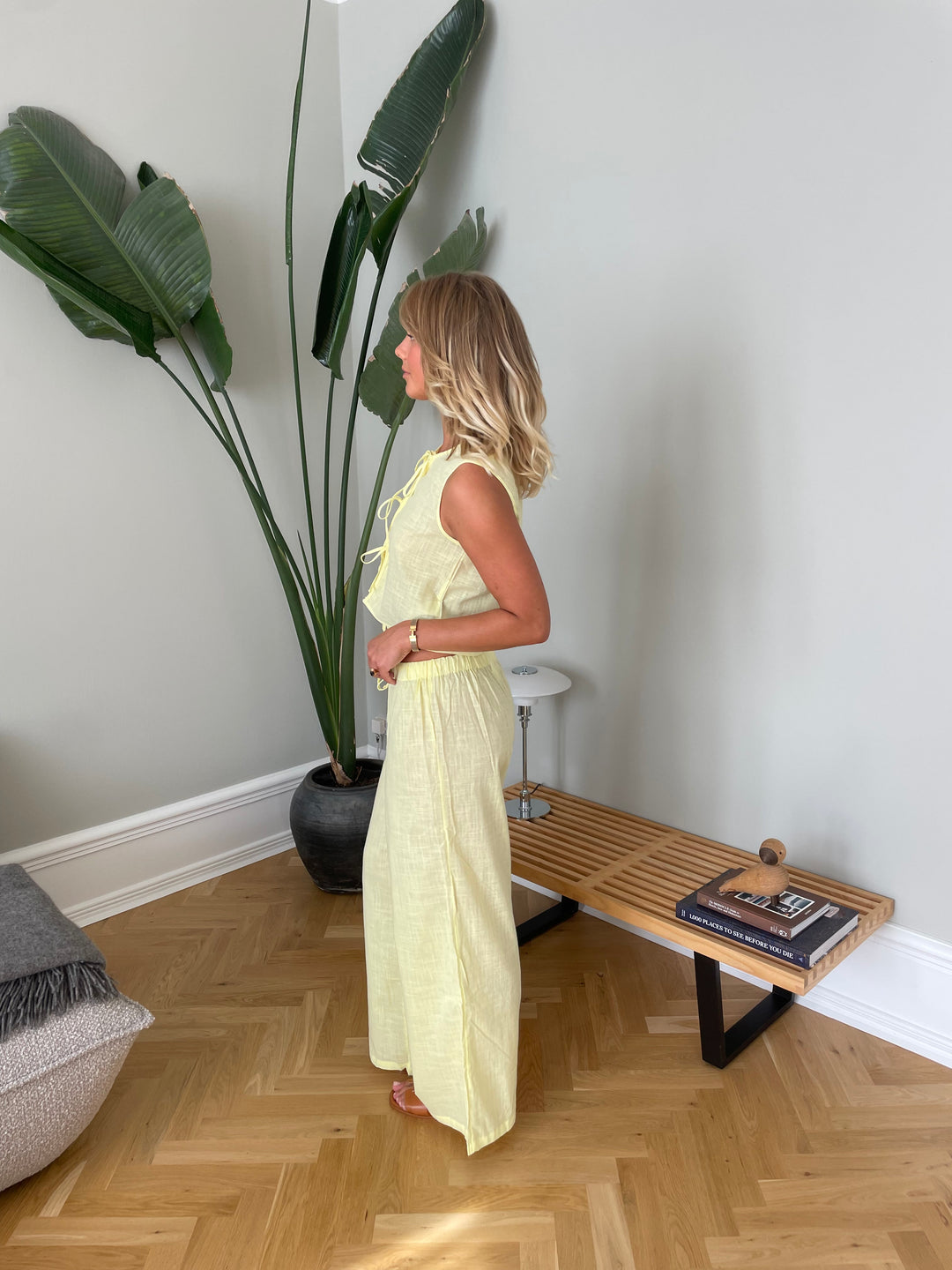 Elva linen vest - Light yellow
